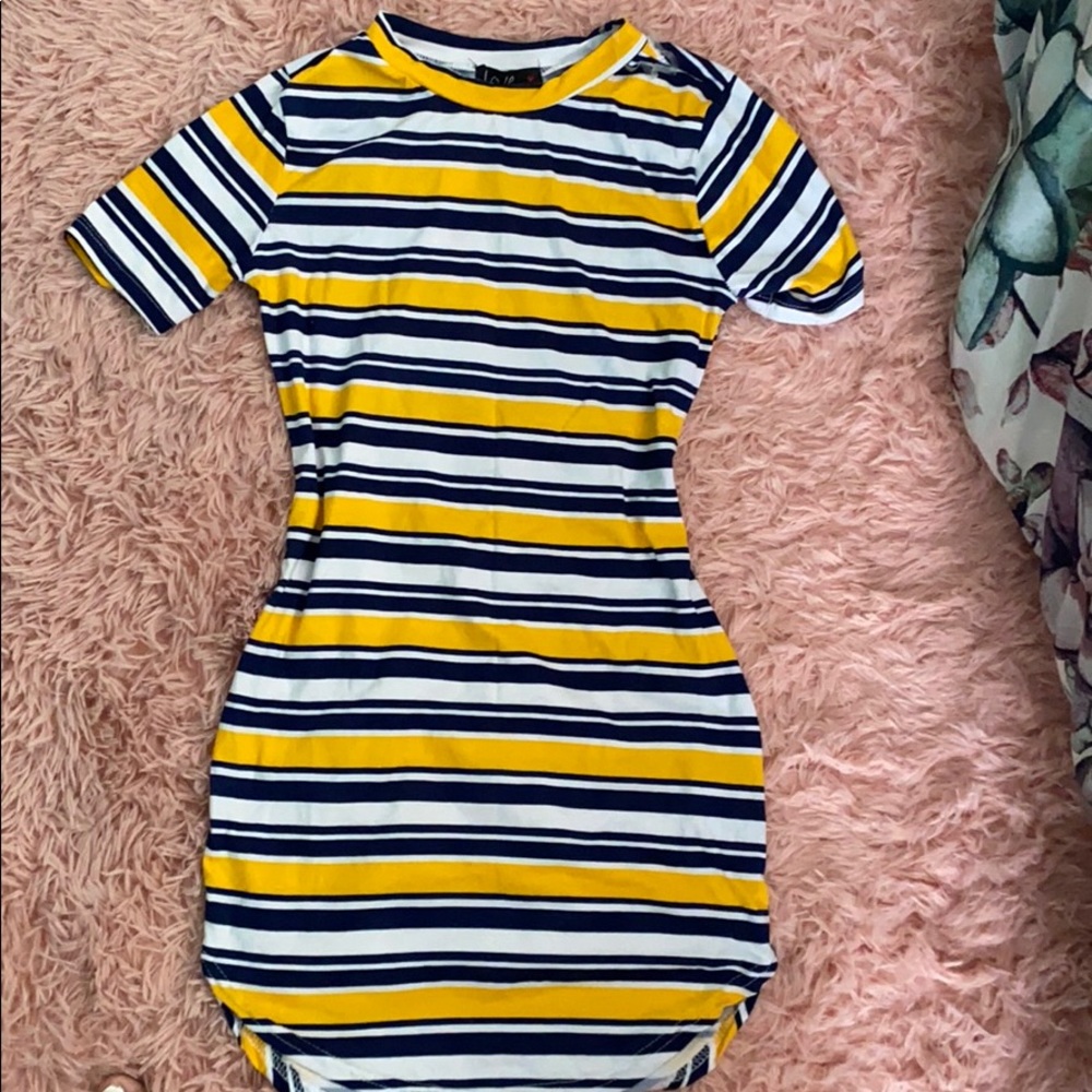 Fitted T-shirt dress